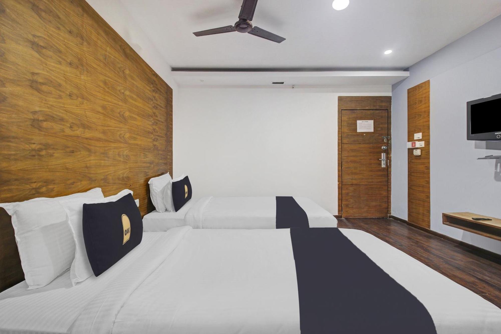 Townhouse Oak The Margi Hotel Near Yosufguda Metro Station Hyderabad Exterior photo