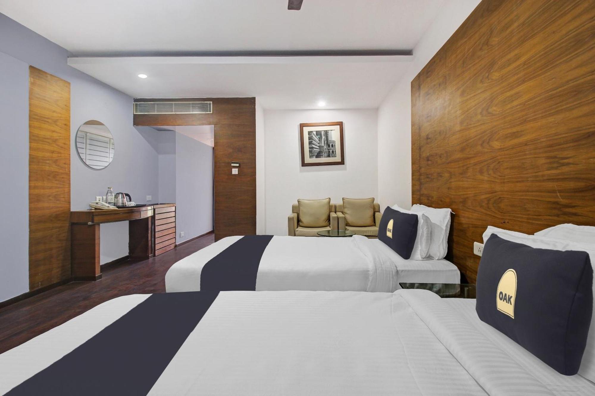 Townhouse Oak The Margi Hotel Near Yosufguda Metro Station Hyderabad Exterior photo