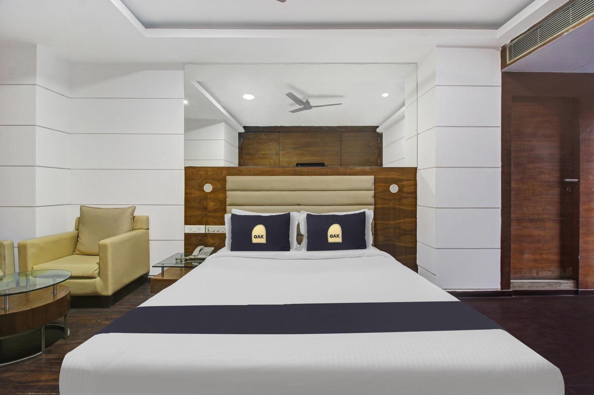 Townhouse Oak The Margi Hotel Near Yosufguda Metro Station Hyderabad Exterior photo